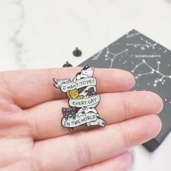 Cat Enamel Pin I want to Pet Every Cat in the World - Picture 7 of 7